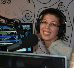 Gabi-v-1cut-300x277 Gabriela Valentir